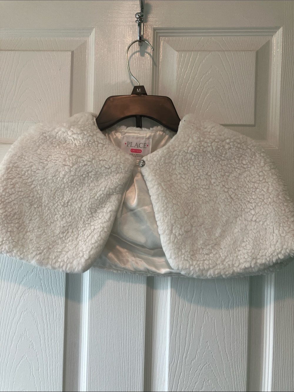 Children’s place white faux sherpa cape satin lined 10/12 jacket Elsa frozen